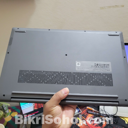 Lenovo IdeaPad 3 15ITL6
